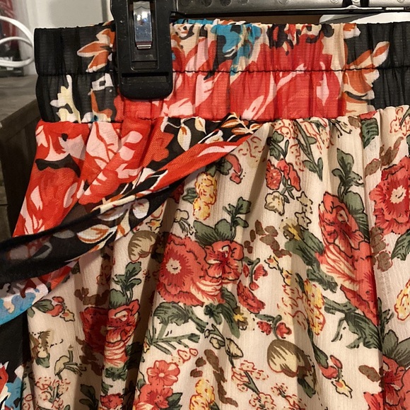 California Moon Rise Mini Short Set, A Nomad Art House Collaboration-Size (L) - Picture 5 of 10